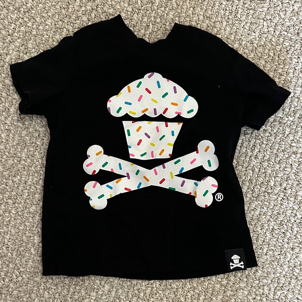 Johnny Cupcakes t-shirt (2T)